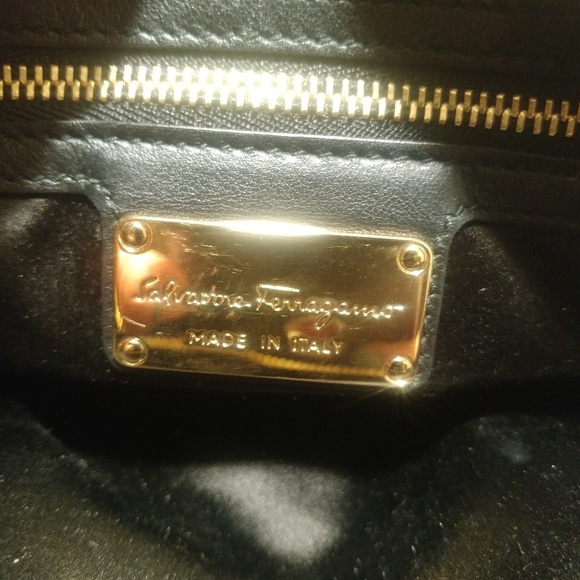 ❌SOLD❌Ferragamo Mini Fiamma Sequin Satchel - Picture 4 of 8